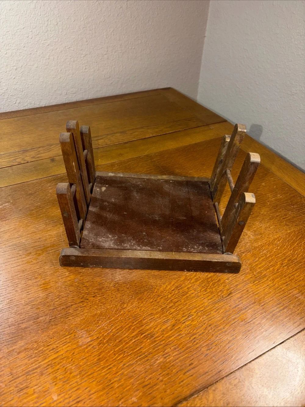 Vintage Oak Mission Style Arts & Crafts Book Rack